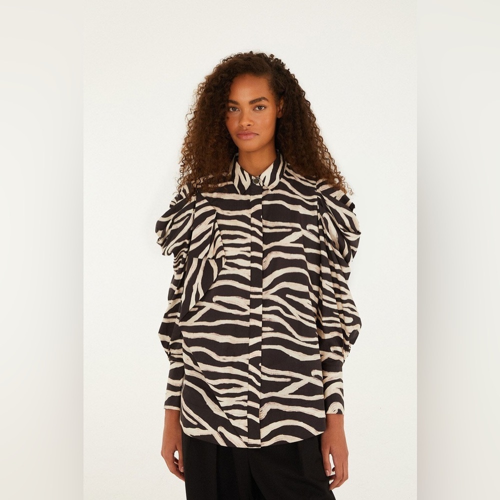 Farm Rio: Black Tropical Zebra Organic Cotton Shirt